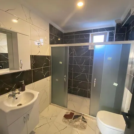 Azize 3 Apartment